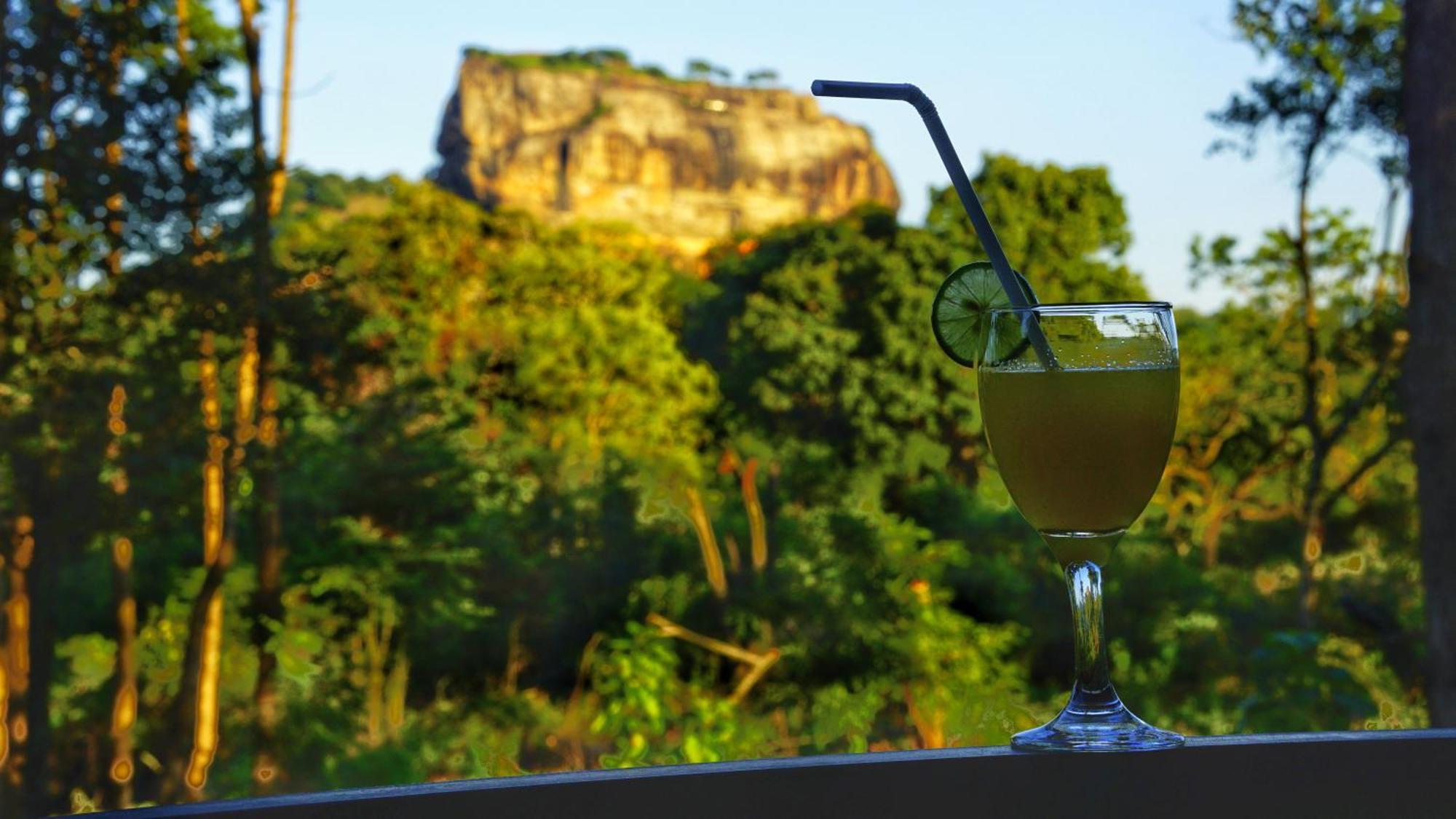 Sigiri Saat Cabana Sigiriya Exterior foto